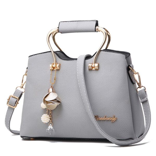 New Large Capacity Fashion Women's Handbag - Image 3